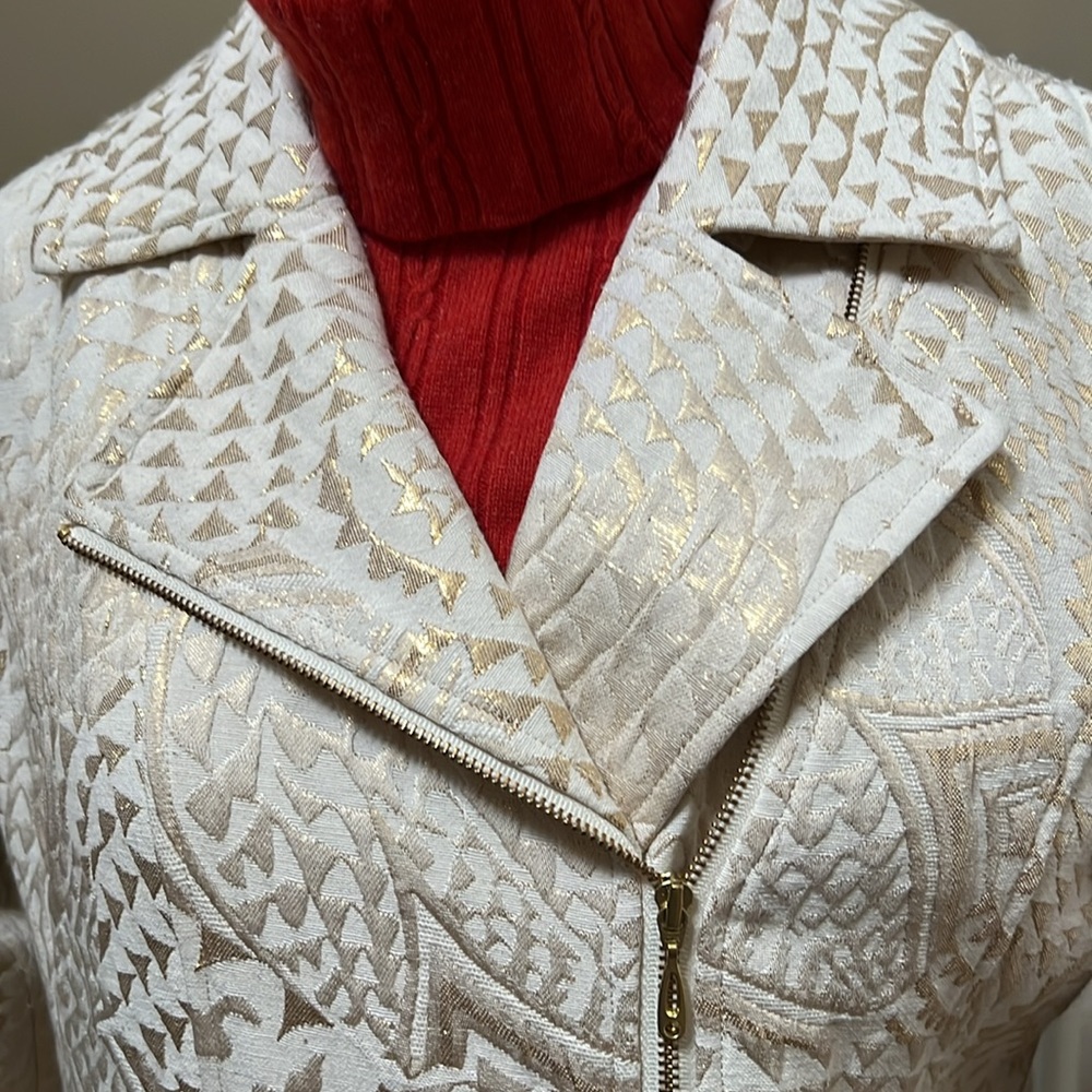 Chico’s jacket - Picture 3 of 17